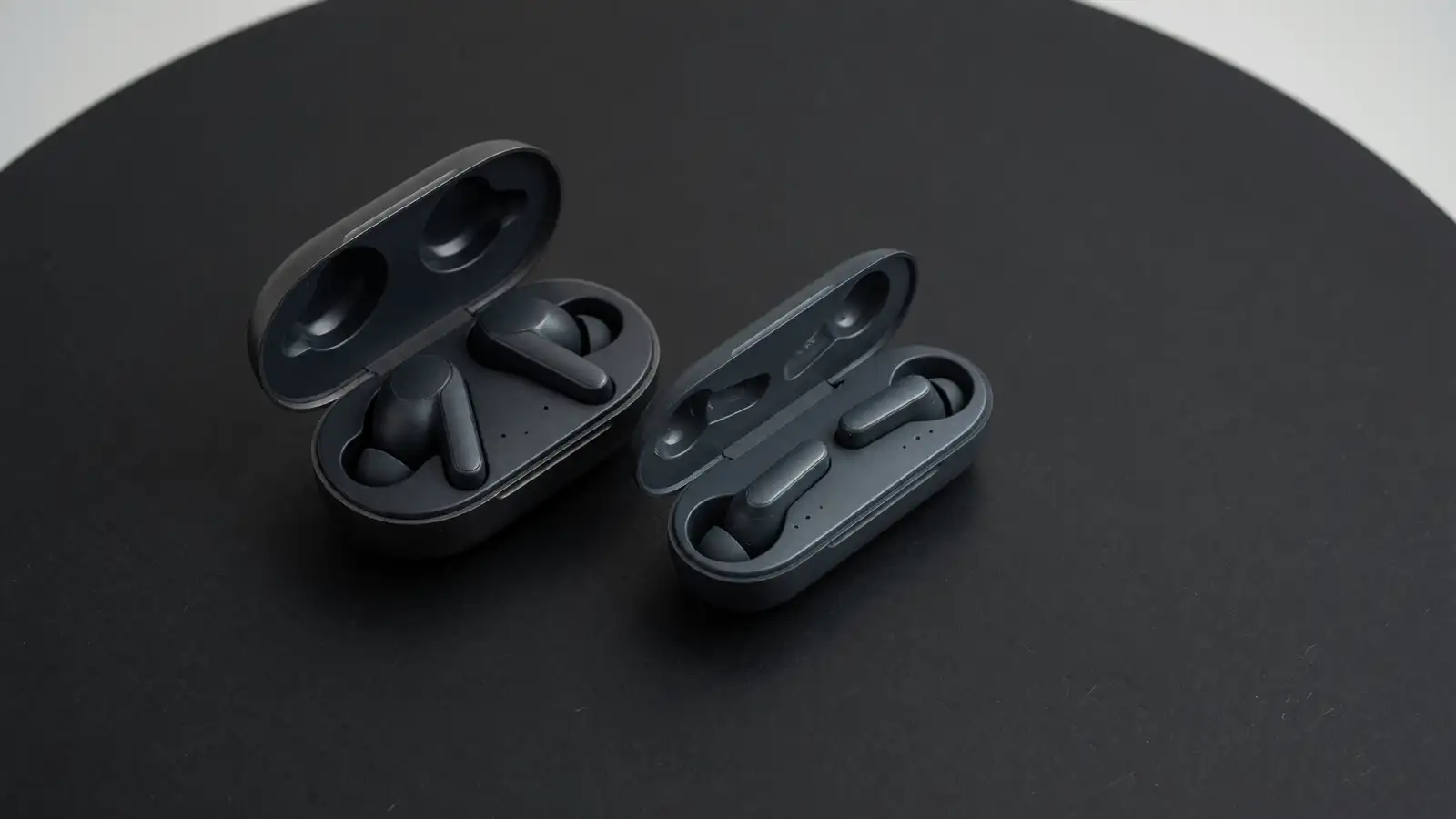 Sennheiser MOMENTUM True Wireless 5 vs Sony WF-1000XM6 - Headphones comparison